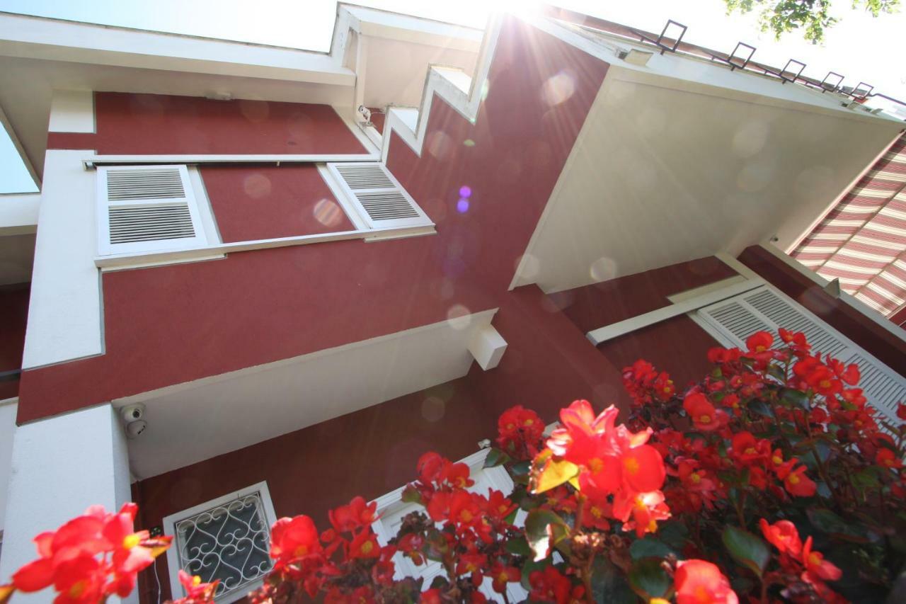 Villa Della Tartaruga Casal Palocco Exterior photo